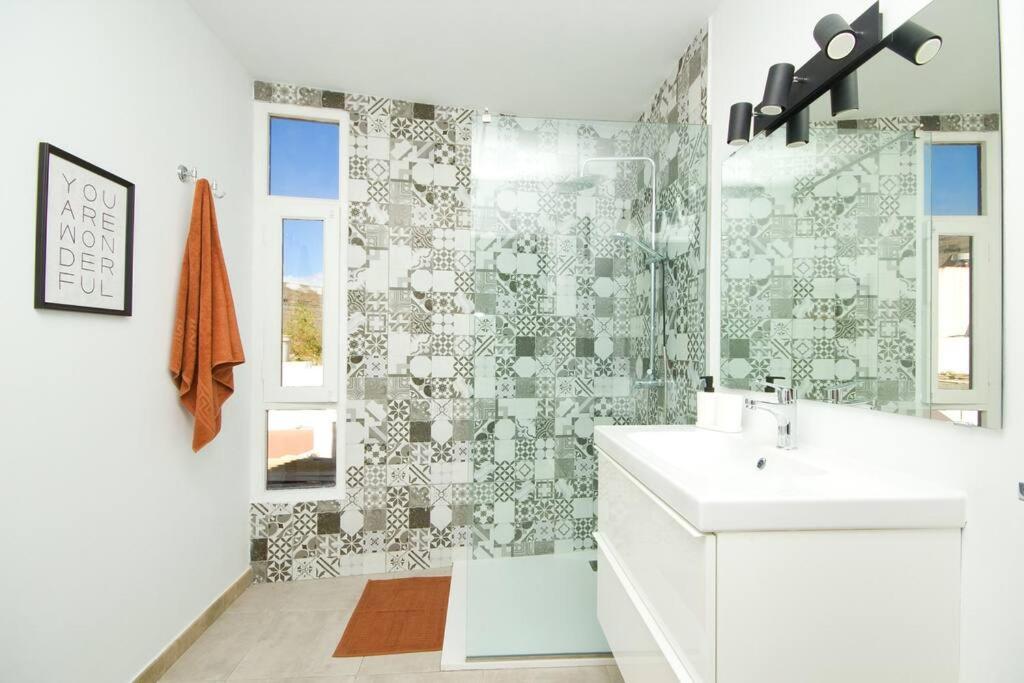 El Charco II - By Az Rentals Arrecife  Eksteriør bilde